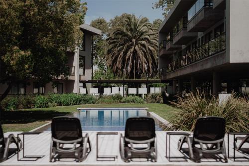 La Urumpta Hotel, AKEN MIND