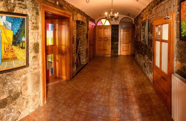 LAAS ART GALLERY