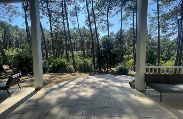 Lacanau lake and forest, large air-conditioned family house