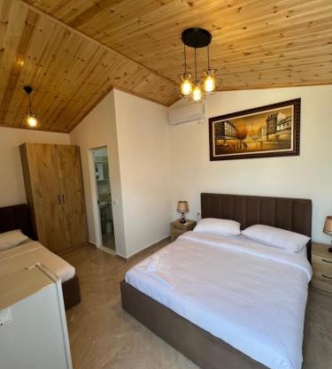 Lake Bliss Cabins
