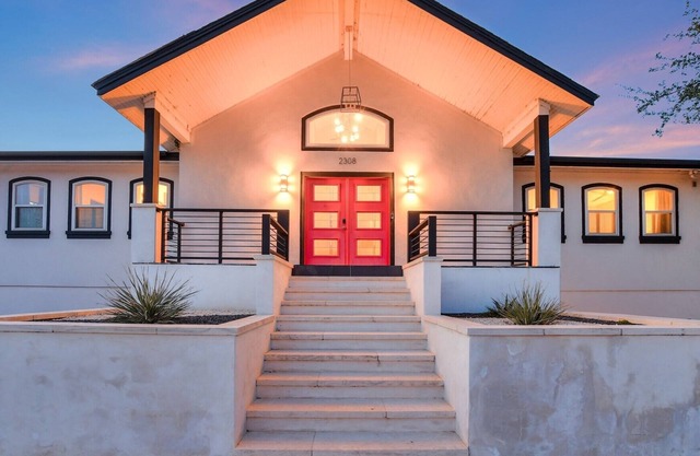 Lake Front Home with Pool, Dock, Views, Sports Court, & Beautiful Sunsets!