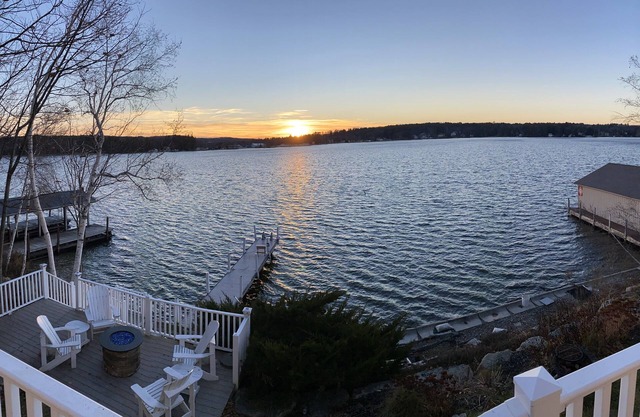 Lake Front Private Home - Winnipesaukee - Gilford NH