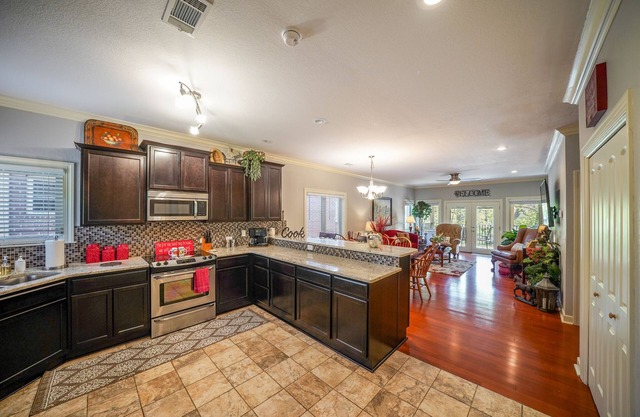 LAKE HAMILTON VACATION RENTAL