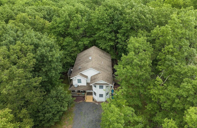 Lake House/Lake Beach/Hot Tub/Game Room/Kayaks/Pool/Fire Pit/Pet Friendly!