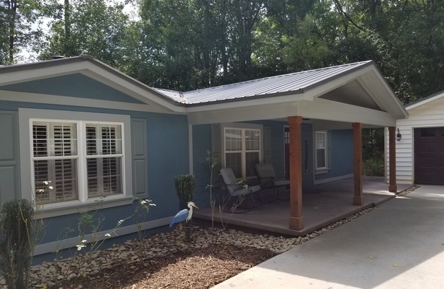 Lake Keowee Waterfront Retreat! We call it The Hideaway!
