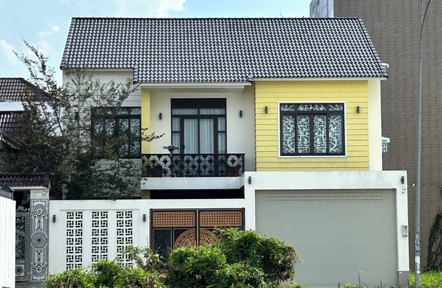 Lake view Villa in Can Tho