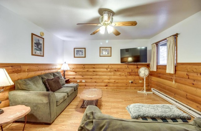 Lakefront Bemidji Getaway with Community Beach!