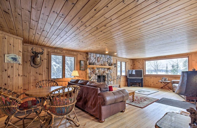 Lakefront Escape w/Fishing Pier & Snowmobiling!