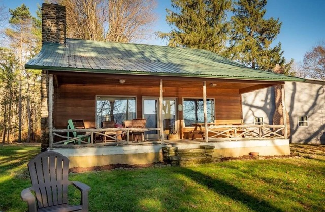 Lakefront, family friendly home -Baseball campers!