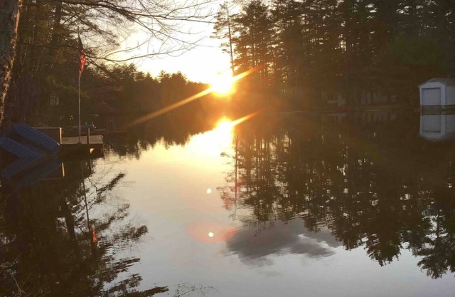 Lakefront Getaway - Sleeps 14