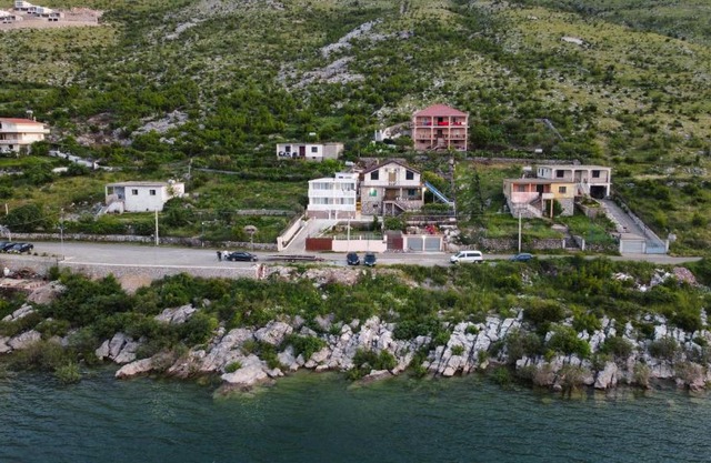LakeFront House