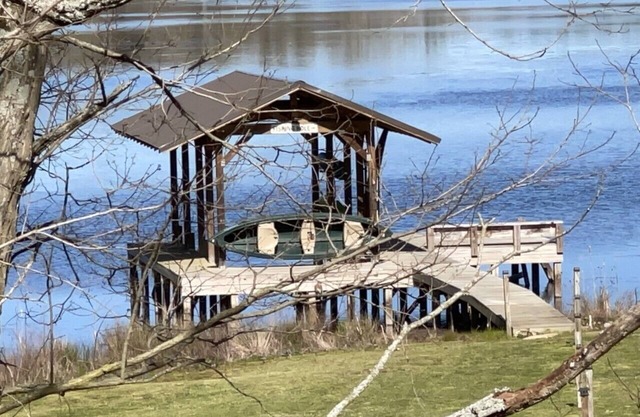 Lakefront- Private Dock w/Kayaks! A Fisherman's Paradise!