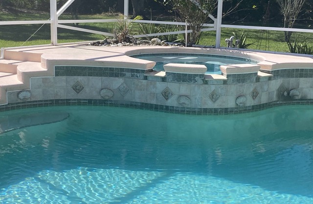Lakeside retreat in beautiful, gated gold community