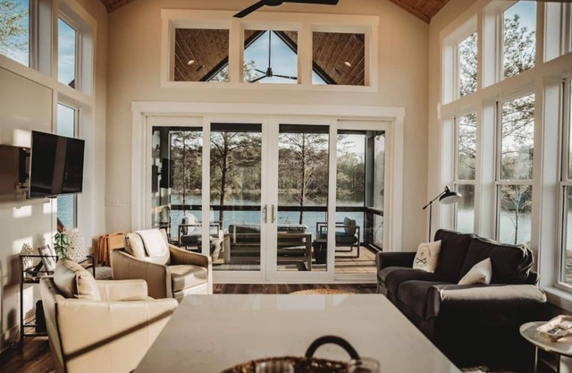 Lakeside Tiny Home in The Retreat by Water's Edge