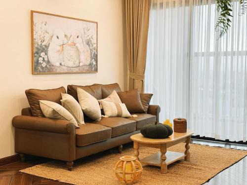 Lakeview 3Bedroom FarmhouseStyle Special Promo