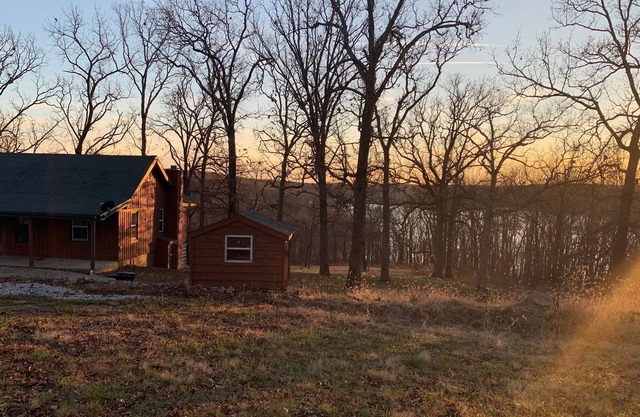 Lakeview Landing & Cottage Cabin