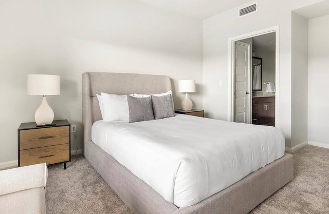 Landing | Amazing 1BD, Courtyard, Pool
