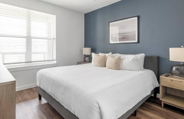 Landing at The Artesian at Bee Cave - 1 Bedroom.