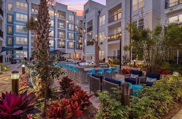 Landing at The Princeton at College Park - 2 Bedrooms in College Park