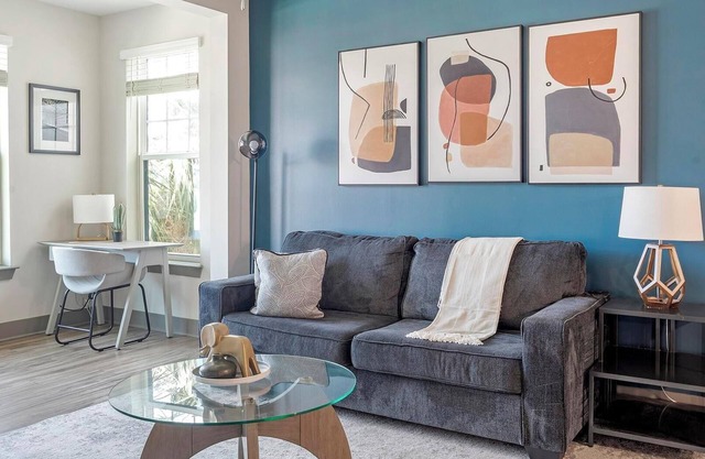 Landing at Vintage Horizon West - 2 Bedrooms in.