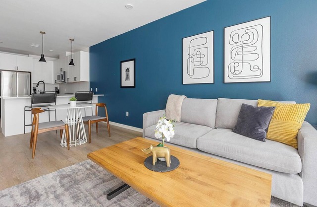 Landing | Beautiful 1BD, Rooftop Lounge, Gym
