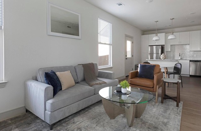 Landing | Incredible 1BD, Pool, Gym