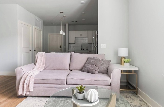 Landing | Incredible 1BD, Pool, Gym