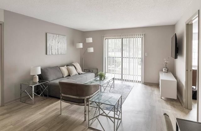 Landing | Incredible 2BD, Gym, Pool