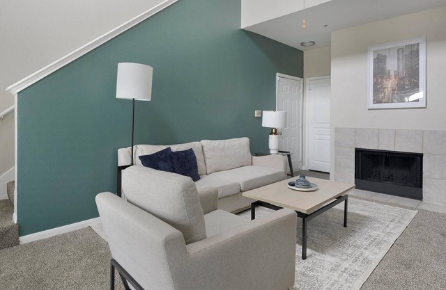 Landing | Incredible 2BD, Pool, Gym