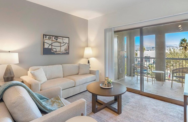 Landing | Modern 1BD, Gym