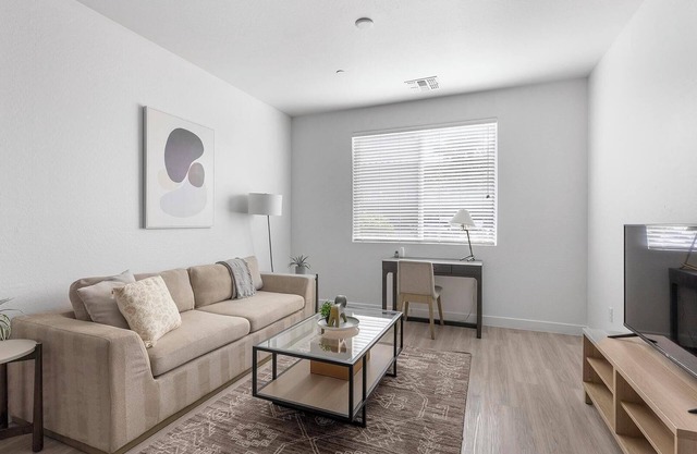 Landing | Spectacular 1BD, Pool, Game Room