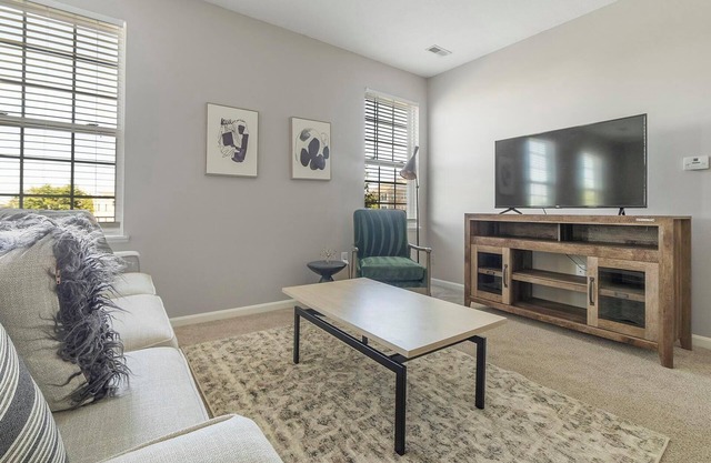 Landing | Stunning 1BD, Clubhouse, Gym