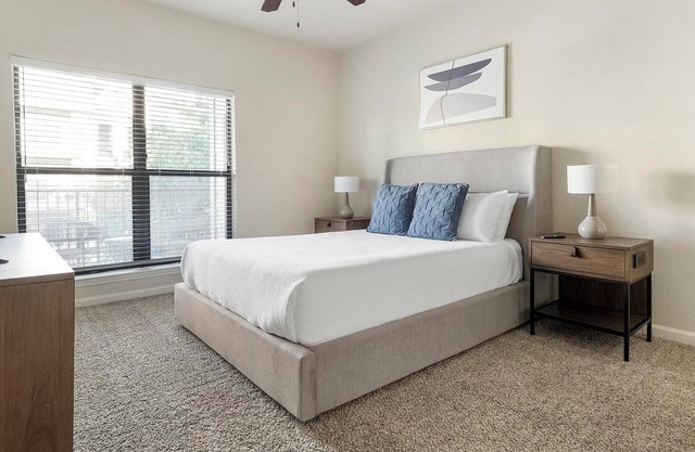 Landing | Stunning 1BD, Clubhouse, Gym
