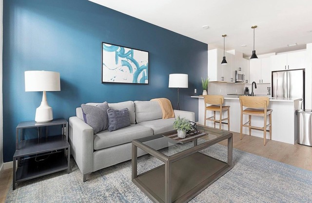 Landing | Stylish 1BD, Rooftop Lounge, Gym