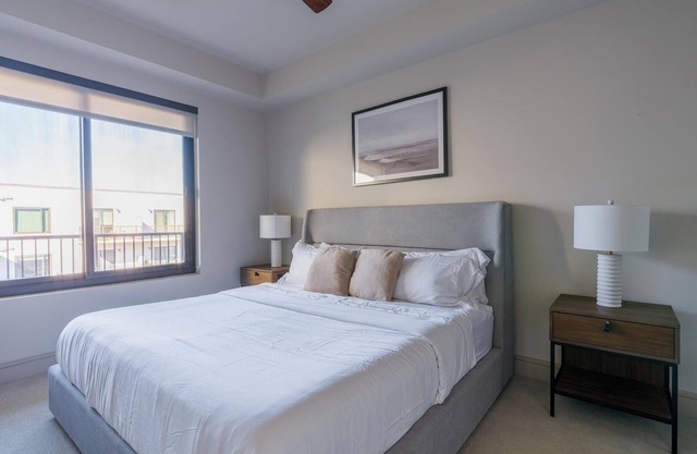 Landing | Stylish 2BD, Tennis Court, Pool