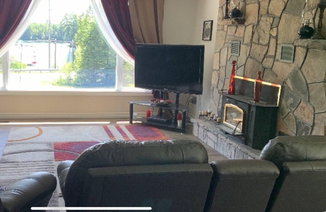 Large 3 bedroom house, access to private beach with dock