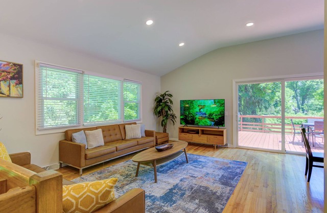 Large 5BR House w/Backyard, Deck, and Patio