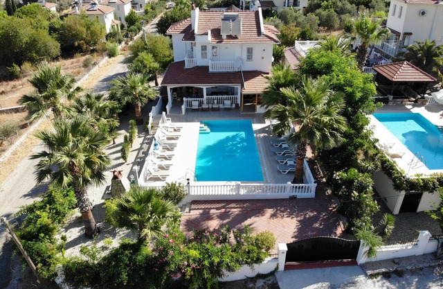 Large 6 Bedroom Villa with 50 Sq. Meter private pool and mountain views