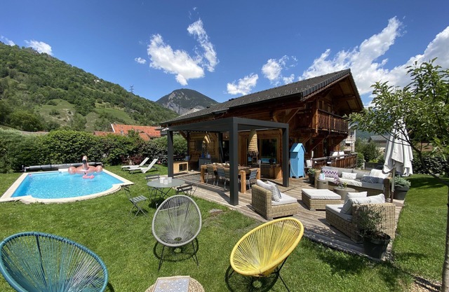 Large chalet in the heart of Bourg-Saint-Maurice