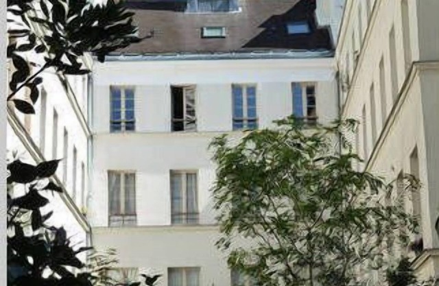 Large Charm & Calm studio near Marais