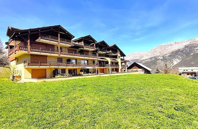 Large, comfortable apartment for 4/6 people