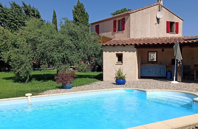 LARGE AIR-CONDITIONED VILLA IN A TYPICALLY UNSPOILT PROVENCAL VILLAGE