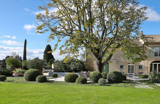 Large and luxurious Provencal Mas - Mont Ventoux.