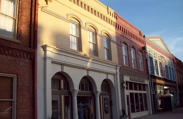 Large Historic Downtown Loft Front