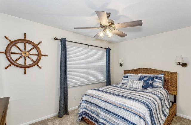 Large Home- Sleeps 10- Pet and Family Friendly