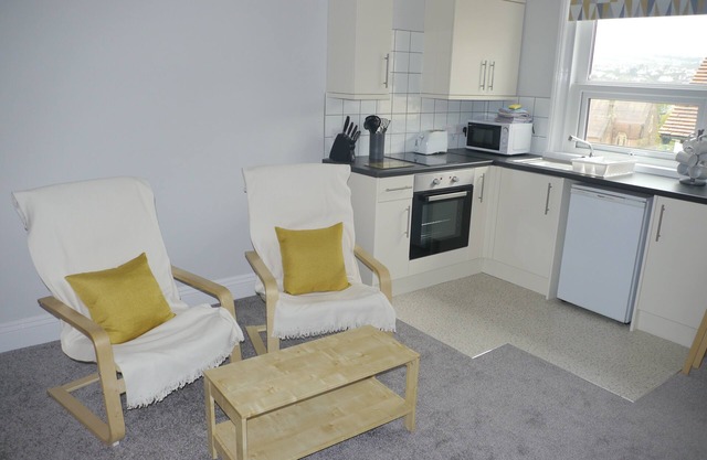 Large Studio at Broadshade Holiday Apartments