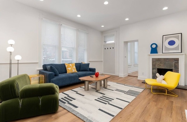 Large & Stylish Home mins to DT & German Village!