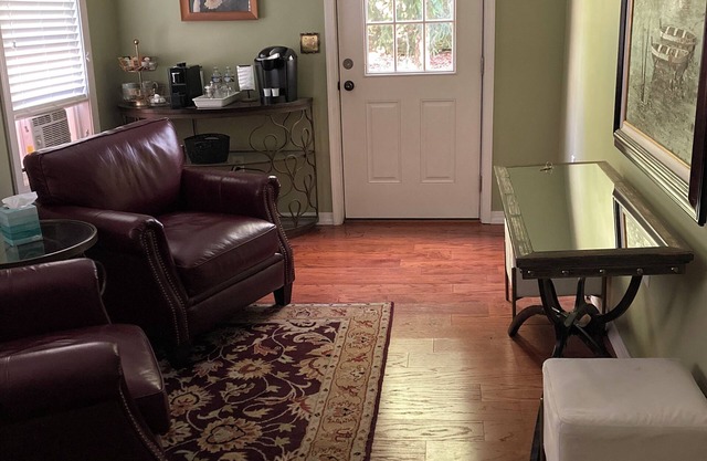 Large suite in charming Jim Thorpe