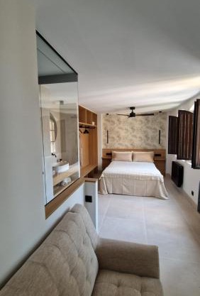 Las Campanas de la Catedral Suite Jacuzzi