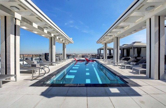Las Vegas Luxe Escape